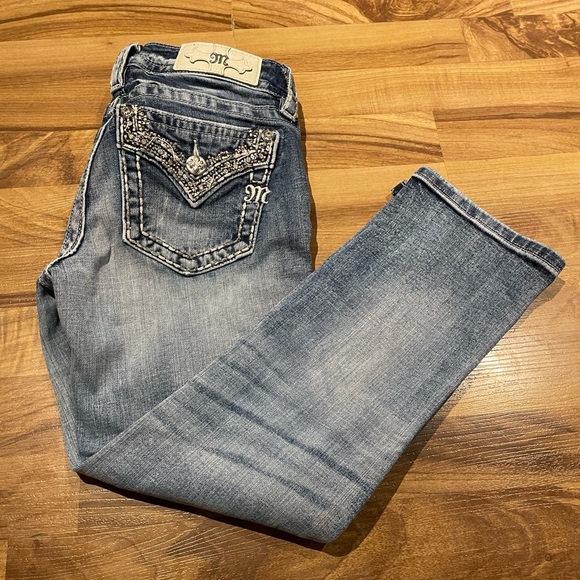 Miss Me Denim - Miss Me Signature Crop Jean